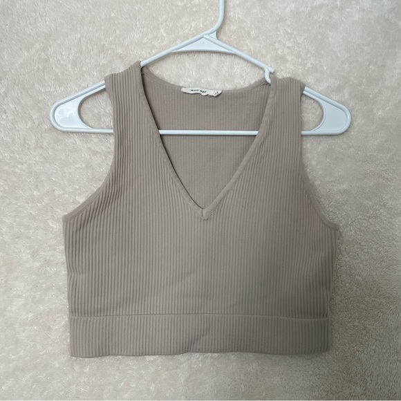 Mod Ref V-Neck Stretch Crop Top - Picture 1 of 4